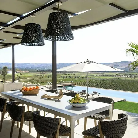 Villa Villa Seafront *